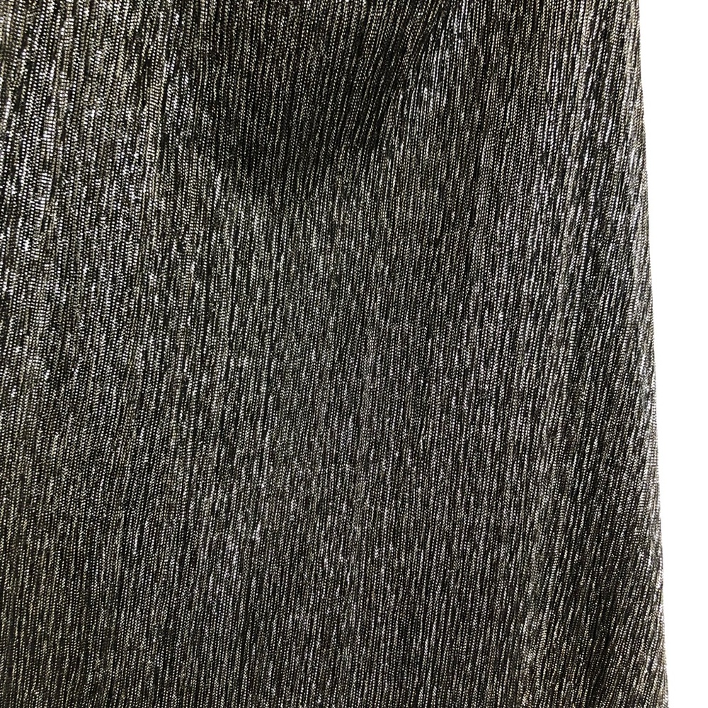 Express Tank Top - Picture 3 of 6